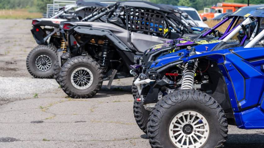 Polaris RZR XP vs Can-Am Maverick: Who is the King of the Dubai Desert?