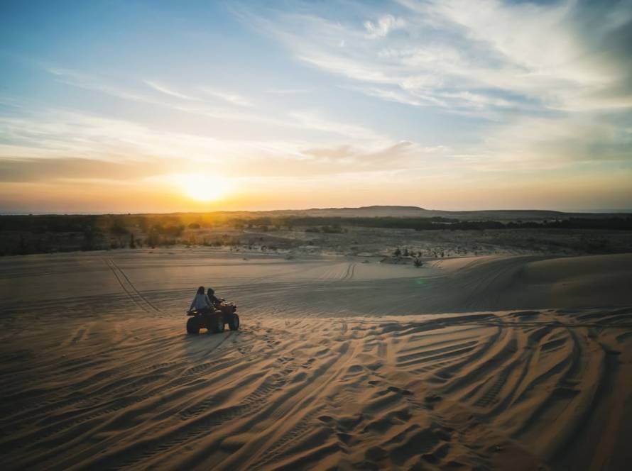 Dirt Biking for Beginners: Can You Ride Without Prior Experience in Dubai?